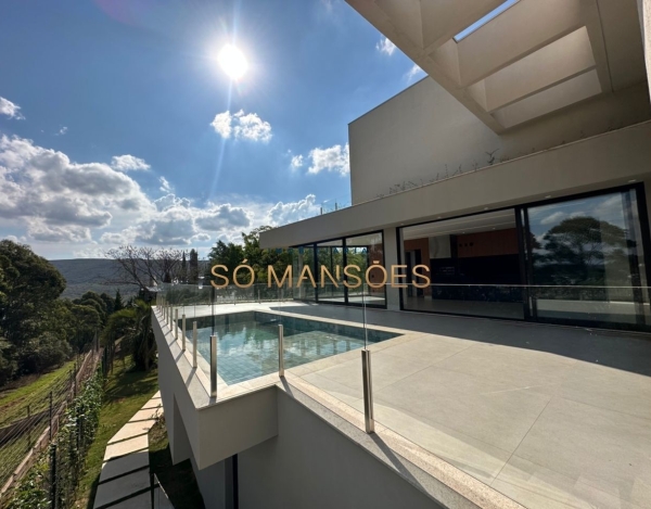 Casa Espaçosa de 454 m² à Venda com 4 Suítes e Piscina Aquecida no Alphaville - Lagoa dos Ingleses, Nova Lima - MG