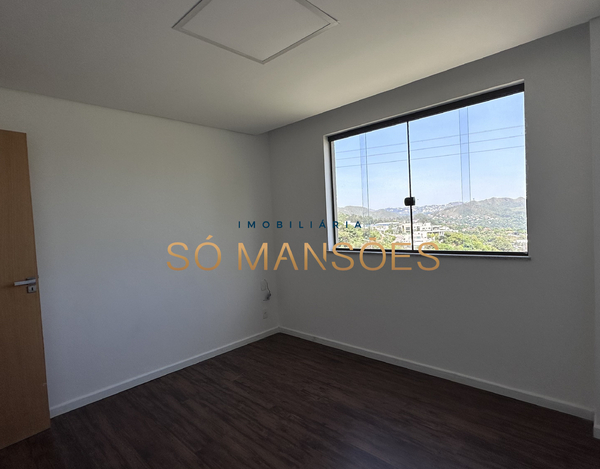 CASA DE LUXO COM VISTA ESPETACULAR À VENDA NO CONDOMÍNIO MIRANTE DA MATA