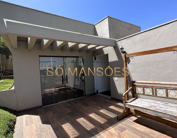 CASA DE LUXO COM VISTA ESPETACULAR À VENDA NO CONDOMÍNIO MIRANTE DA MATA