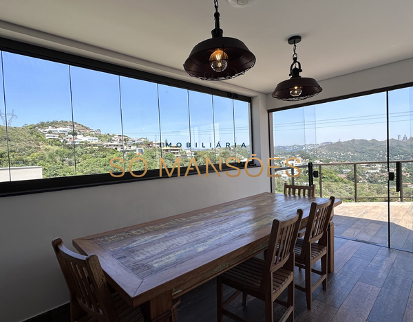 CASA DE LUXO COM VISTA ESPETACULAR À VENDA NO CONDOMÍNIO MIRANTE DA MATA