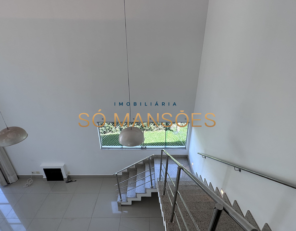 CASA DE LUXO COM VISTA ESPETACULAR À VENDA NO CONDOMÍNIO MIRANTE DA MATA