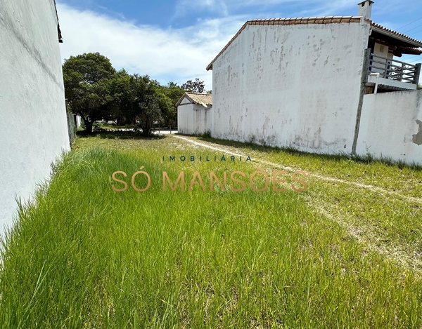 Lote plano de 250m² à venda no Outeiro das Brisas - Trancoso/BA.