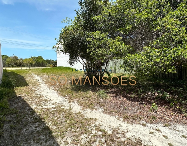 Lote plano de 250m² à venda no Outeiro das Brisas - Trancoso/BA.