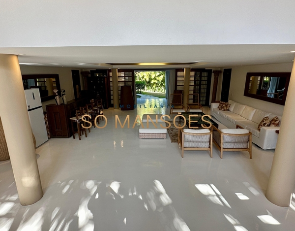 Linda casa de 637m² à venda no condomínio Terravista Golf - Trancoso/BA.