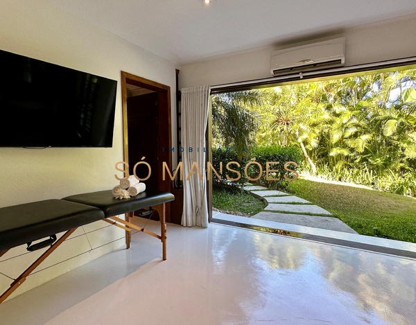 Linda casa de 637m² à venda no condomínio Terravista Golf - Trancoso/BA.