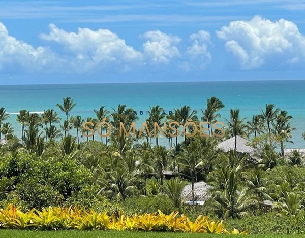 Casa com vista espetacular à venda no condomínio Pedro Grande - Trancoso/BA.