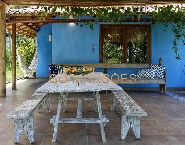 Casa com vista espetacular à venda no condomínio Pedro Grande - Trancoso/BA.