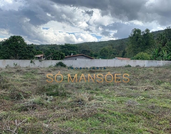  TERRENO COM TOPOGRAFIA PLANA A VENDA NO CONDOMÍNIO LAGOA DO MIGUELÃO.