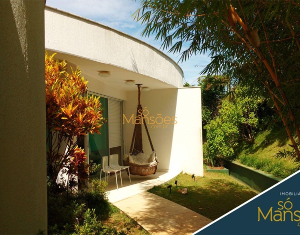 CASA DE 525m² À VENDA NO CONDOMÍNIO VALE DOS CRISTAIS