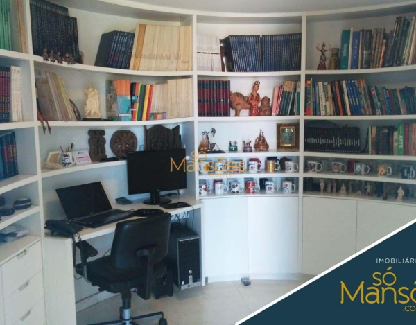 CASA DE 525m² À VENDA NO CONDOMÍNIO VALE DOS CRISTAIS