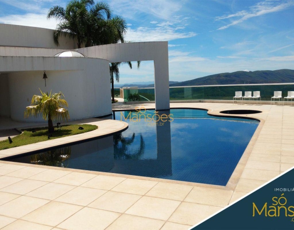 CASA DE 525m² À VENDA NO CONDOMÍNIO VALE DOS CRISTAIS