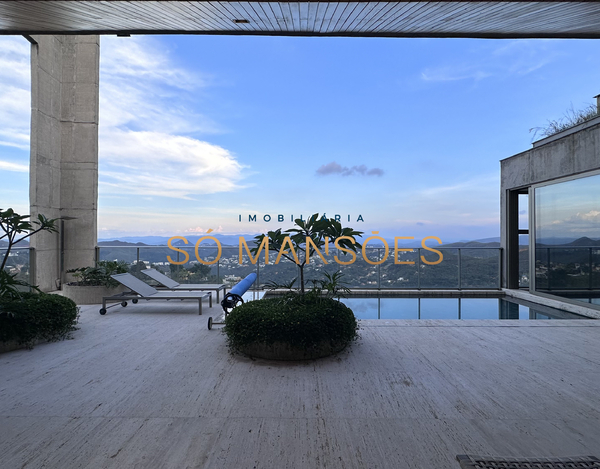 CASA COM VISTA MAGNÍFICA A VENDA NO CONDOMÍNIO RIVIERA
