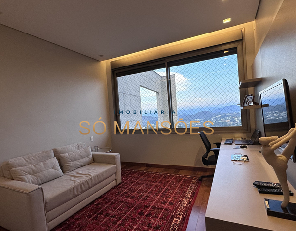 CASA COM VISTA MAGNÍFICA A VENDA NO CONDOMÍNIO RIVIERA
