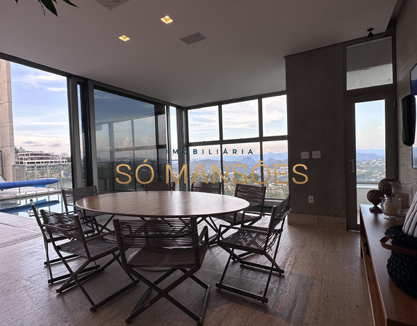CASA COM VISTA MAGNÍFICA A VENDA NO CONDOMÍNIO RIVIERA