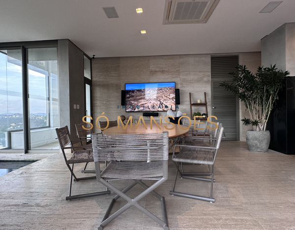 CASA COM VISTA MAGNÍFICA A VENDA NO CONDOMÍNIO RIVIERA