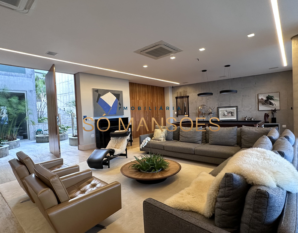 CASA COM VISTA MAGNÍFICA A VENDA NO CONDOMÍNIO RIVIERA