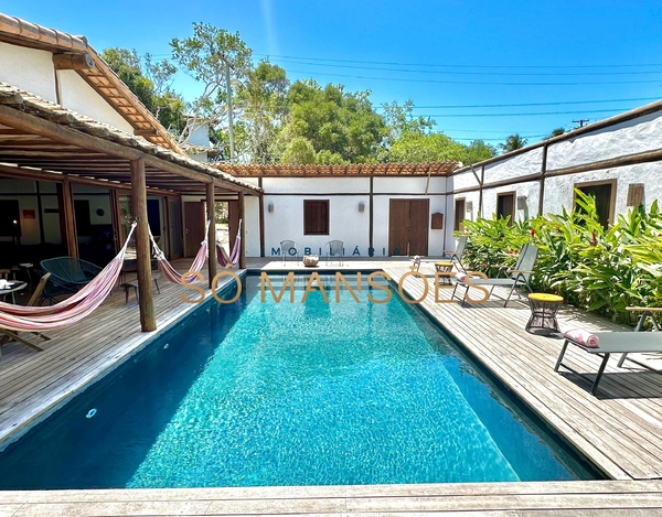 Bela casa à venda no Outeiro das Brisas - Trancoso/BA. 