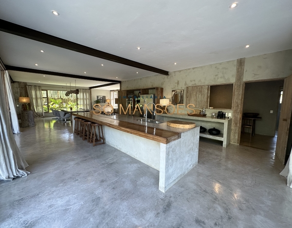 Belíssima casa de 626m² à venda no bairro João Vieira - Trancoso/BA. 