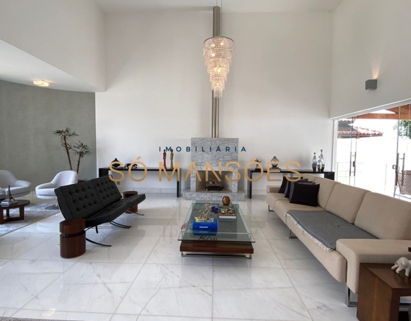 Casa de Luxo de 606 m² à Venda com 4 Suítes e Lazer Completo no Condomínio Pampulha, Belo Horizonte - MG