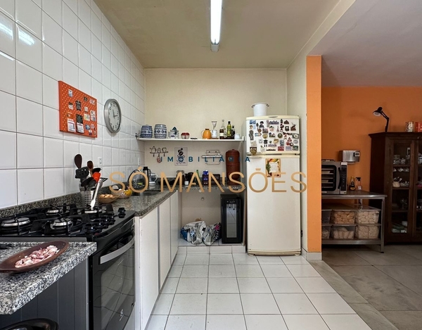 CASA DISPONÍVEL PARA VENDA NO BAIRRO SANTA LÚCIA – BELO HORIZONTE 