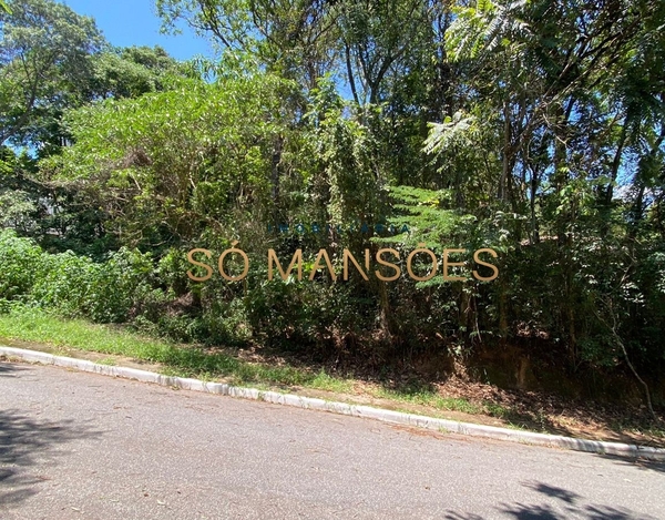 LOTE DE 675m², À VENDA NO CONDOMÍNIO LE COTTAGE 
