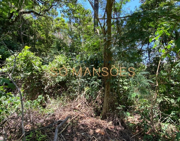 LOTE DE 675m², À VENDA NO CONDOMÍNIO LE COTTAGE 
