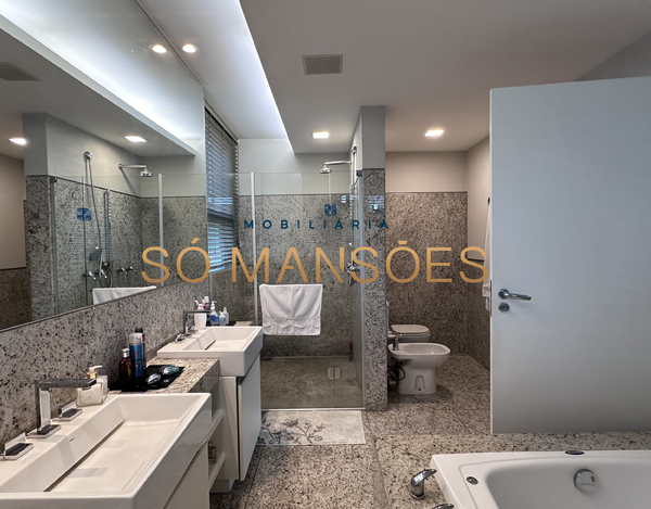 COBERTURA TOP HOUSE À VENDA NO CONDOMÍNIO VALE DOS CRISTAIS