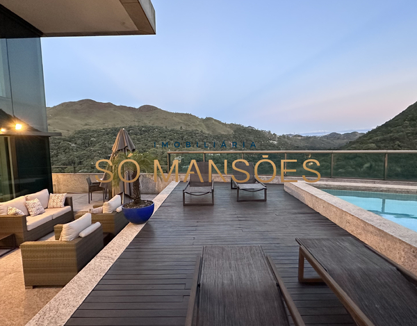 COBERTURA TOP HOUSE À VENDA NO CONDOMÍNIO VALE DOS CRISTAIS