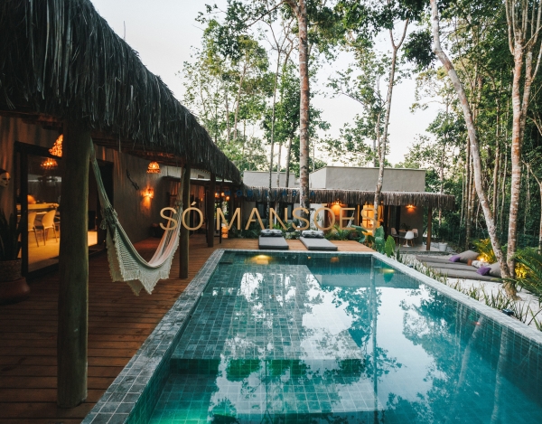 Casa de Luxo de 427 m² à Venda com 6 Suítes e Espaço Gourmet no Condomínio Trancoso Eco Residence - Bahia, Trancoso - BA