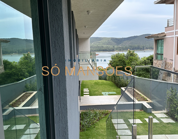 ESPLENDOROSA RESIDÊNCIA NO ALPHAVILLE À VENDA - VISTA PRIVILEGIADA PARA A LAGOA