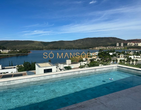 ESPLENDOROSA RESIDÊNCIA NO ALPHAVILLE À VENDA - VISTA PRIVILEGIADA PARA A LAGOA