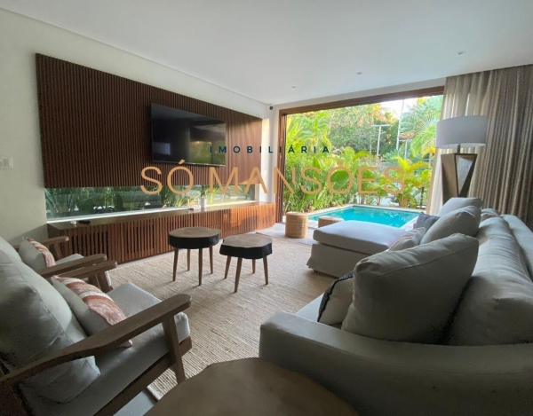 Casa de Luxo de 366 m² à Venda com 4 Suítes e Espaço Gourmet no Condomínio Falésia, Arraial d'Ajuda - BA