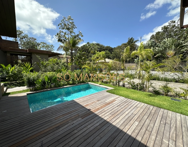 Casa à venda no condomínio Fálesia em Arraial D'Ajuda/BA.