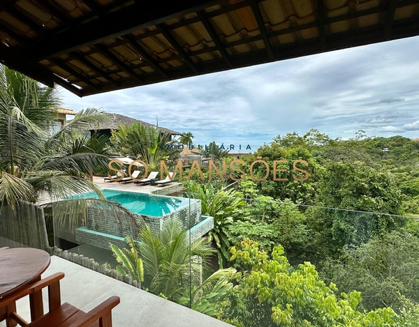 Linda casa com vista mar à venda no Alto da Mucugê - Arraial D'Ajuda/BA.