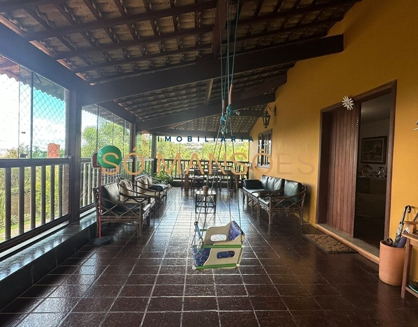 CASA COM EXCELENTE TERRENO DISPONÍVEL PARA VENDA NO CONDOMÍNIO OURO VELHO MANSÕES – NOVA LIMA