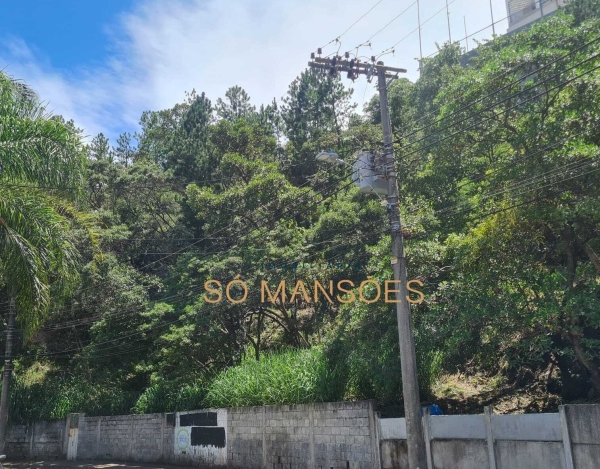 Lote de 985 m² à Venda com Vista Magnífica no Condomínio Nenhum, Belo Horizonte - MG