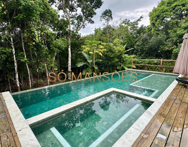 Casa de Alto Padrão de 199 m² à Venda com 3 Suítes e Piscina com Borda Infinita no Vale de Trancoso, Trancoso - BA