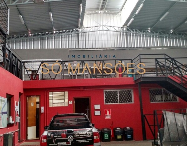 EXCELENTE GALPÃO COMERCIAL DE 800M²
