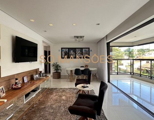 Apartamento de Alto Padrão de 247 m² à Venda com 3 Suítes e Piscina Aquecida no Pampulha, Belo Horizonte - MG