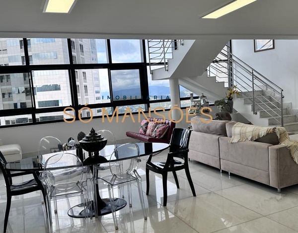 COBERTURA COM 4 QUARTOS E 380 M² COM VISTA 360º NO VILA DA SERRA NOVA LIMA!