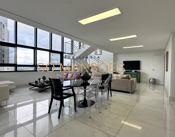 COBERTURA COM 4 QUARTOS E 380 M² COM VISTA 360º NO VILA DA SERRA NOVA LIMA!