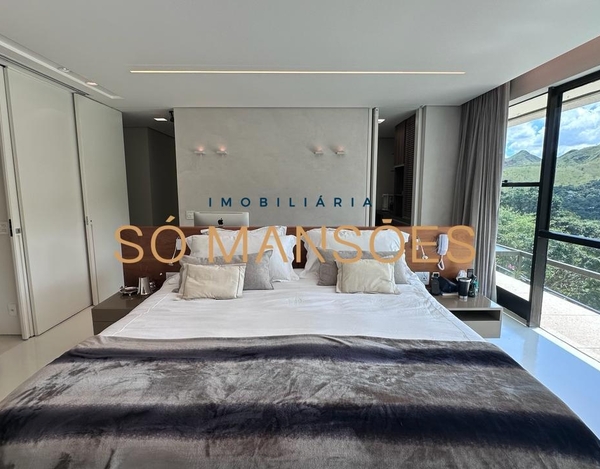 TRIPLEX : 894 M² DE ELEGÂNCIA E CONFORTO NO VALE DOS CRISTAIS