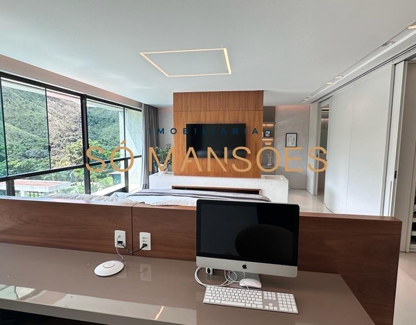 TRIPLEX : 894 M² DE ELEGÂNCIA E CONFORTO NO VALE DOS CRISTAIS