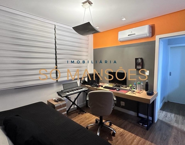 RESIDÊNCIA DE 359 M² COM VISTA ESPETACULAR NO MIRANTE DA MATA