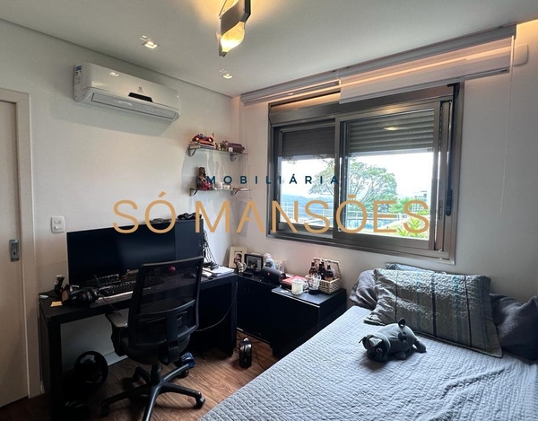 RESIDÊNCIA DE 359 M² COM VISTA ESPETACULAR NO MIRANTE DA MATA