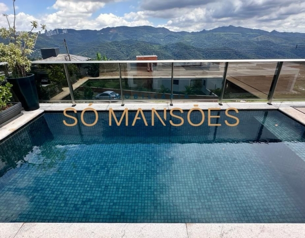 Casa de Alto Padrão de 359 m² à Venda com 2 Suítes e Espaço Gourmet no Mirante da Mata, Nova Lima - MG