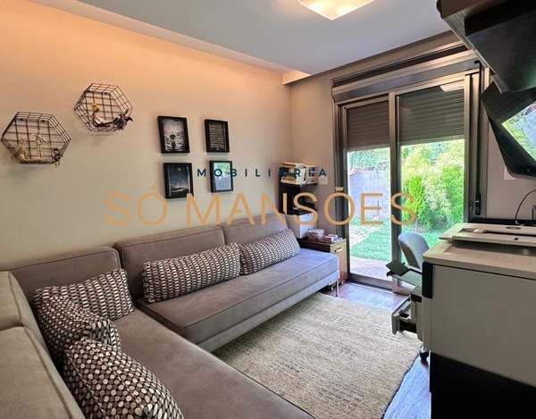 RESIDÊNCIA DE 359 M² COM VISTA ESPETACULAR NO MIRANTE DA MATA