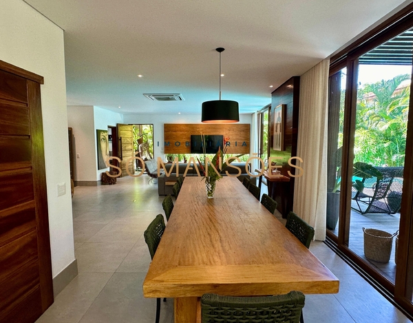 Linda casa de 252m² à venda no condomínio Falésia - Arraial D’Ajuda/BA. 