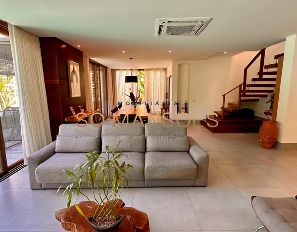 Linda casa de 252m² à venda no condomínio Falésia - Arraial D’Ajuda/BA. 