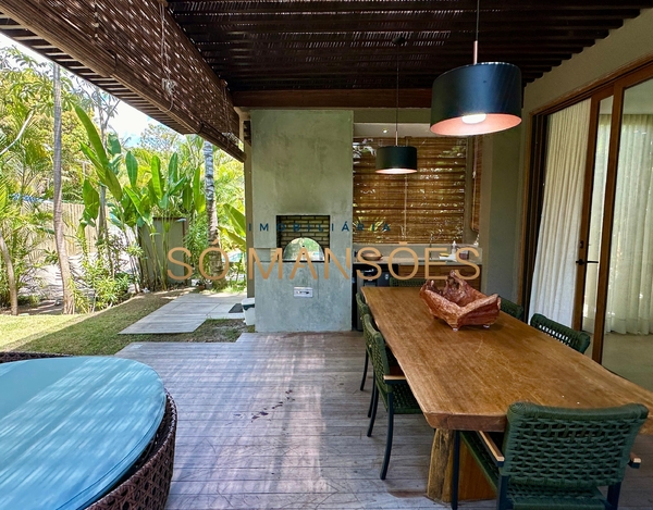 Linda casa de 252m² à venda no condomínio Falésia - Arraial D’Ajuda/BA. 